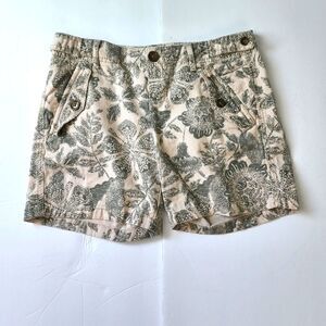 NINE WEST VINTAGE AMERICA MID RISE SHORTS OFF WHITE AND GREEN FLORAL SIZE 4